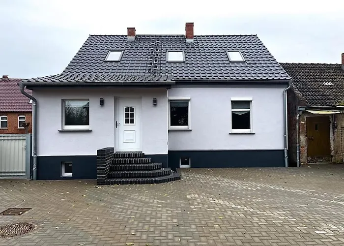 Landhaus-ferienwohnung Am Fluss Plattenburg
